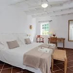 Menorca Llimpet Фермерский дом Алайор
