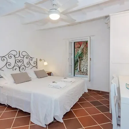 Menorca Llimpet مزرعة للإقامة *