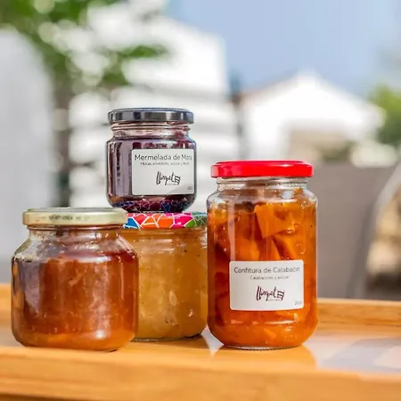 مزرعة للإقامة Menorca Llimpet *