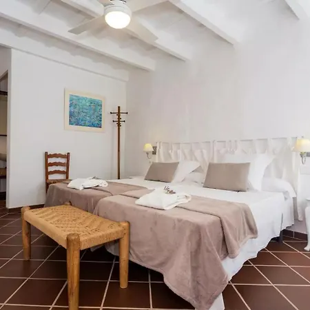 Menorca Llimpet مزرعة للإقامة *